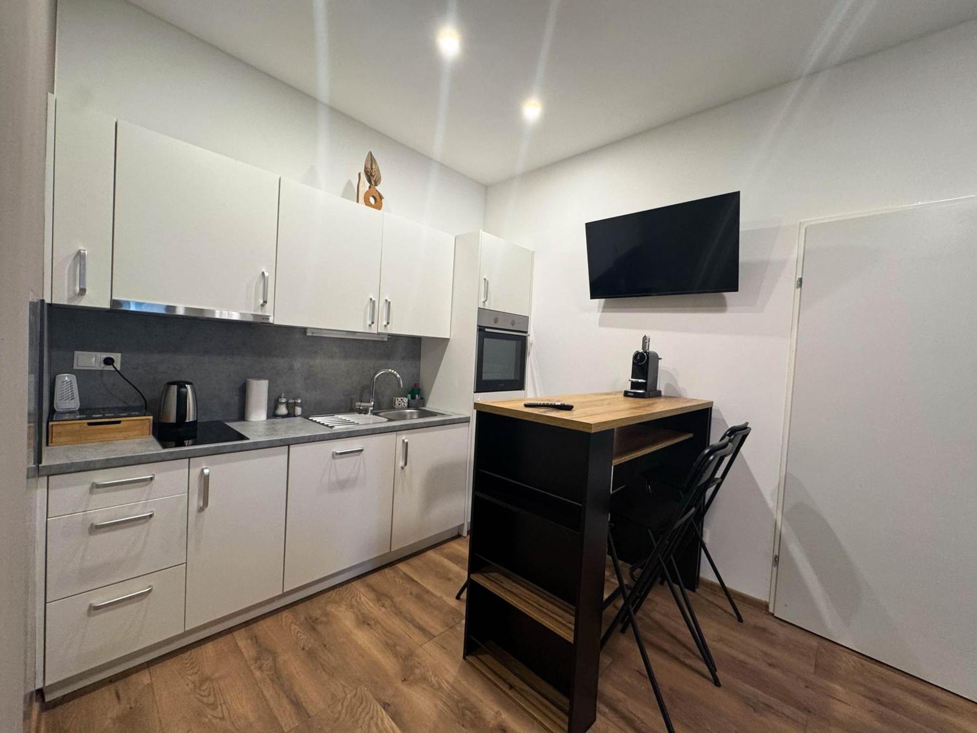 Cozy Apartments In Central Location With Free Parking Viena Exterior foto